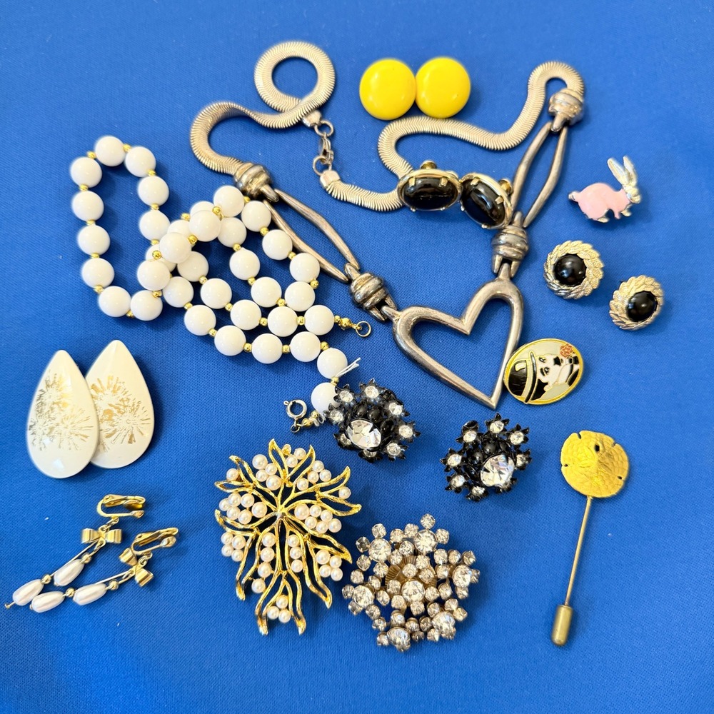 Vintage Jewelry Lot Heart Necklace Pearl Brooch Rhinestone Earrings Enamel Pins